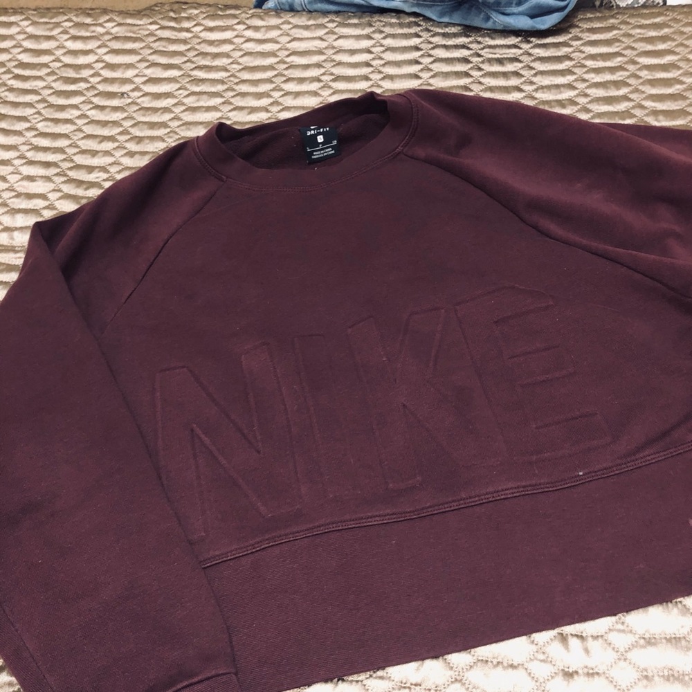 crop crew sweatshirt